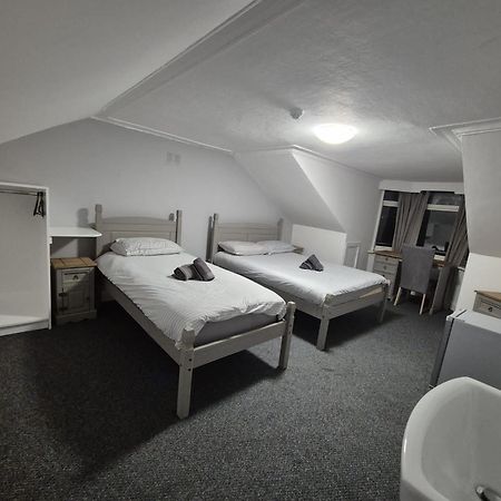 The Queens Hotel Cardenden Екстериор снимка